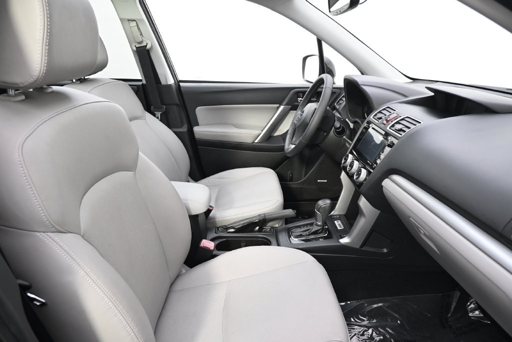 Used 2016 Subaru Forester 2.5i Touring w/ Eyesight & Navigation System AWD/4WD image 16