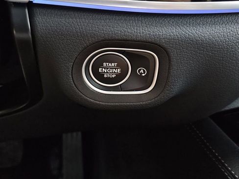 Used 2024 Mercedes-Benz GLS 450 4MATIC image 29