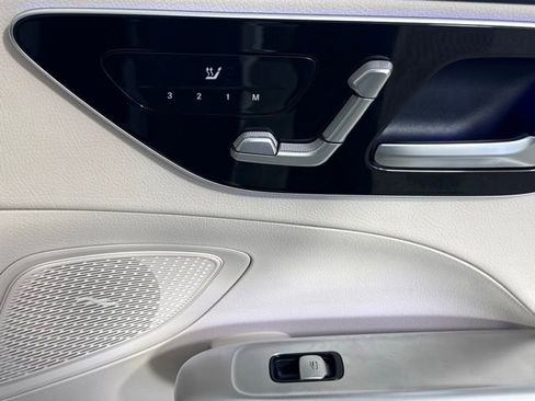 Used 2023 Mercedes-Benz C 300 Sedan image 37