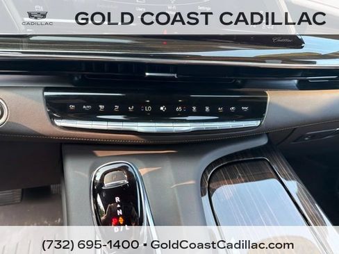 Used 2022 Cadillac Escalade Sport w/ Touring Package AWD/4WD image 28