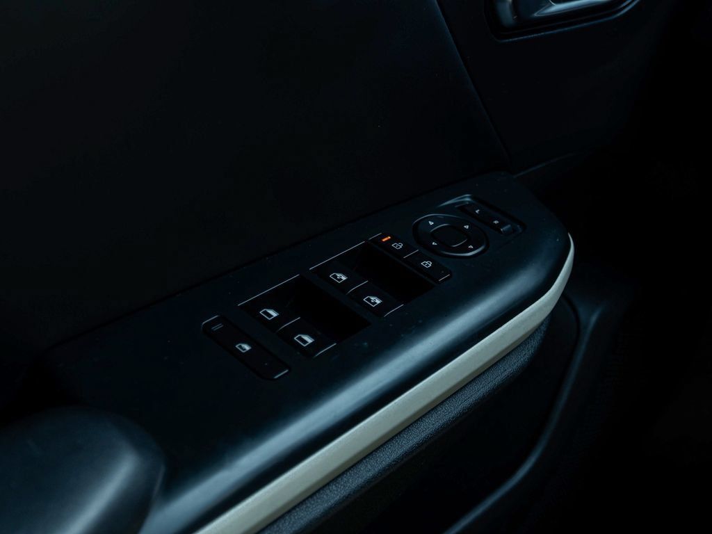 Used 2025 Kia K4 GT-Line Turbo FWD image 12