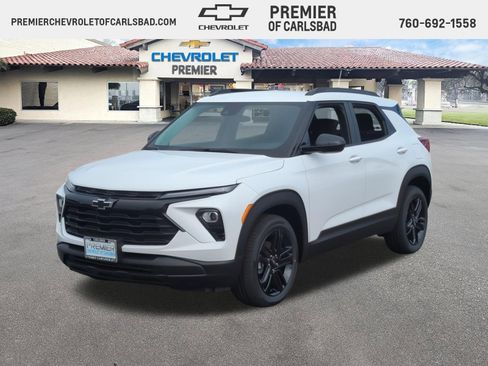 New 2026 Chevrolet TrailBlazer LT w/ Midnight Edition FWD image 1