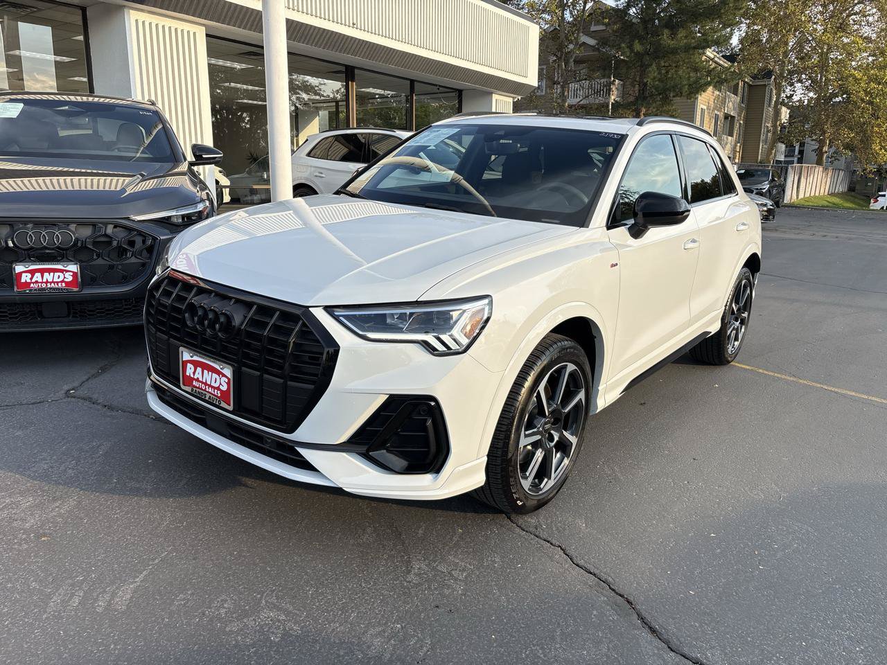 Used 2025 Audi Q3 2.0T Premium Plus AWD/4WD image 15