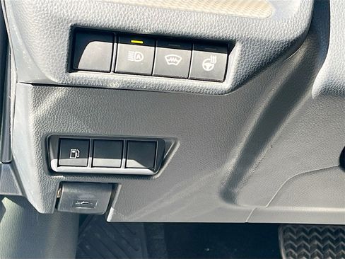 Used 2024 Toyota Prius XLE image 10