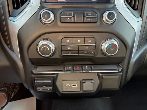 Used 2021 GMC Sierra 2500 SLE AWD/4WD image 16