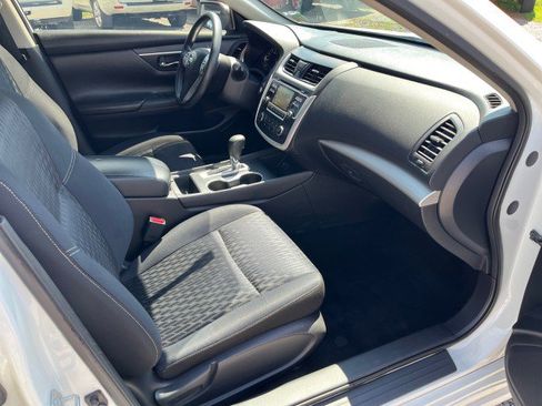 Used 2018 Nissan Altima 2.5 S w/ S Convenience Package FWD image 19