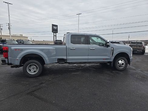Used 2024 Ford F350 Platinum image 7
