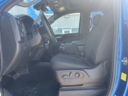 Used 2022 Chevrolet Silverado 1500 Custom Trail Boss w/ LPO, Dark Essentials Package image 12