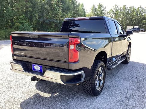 Used 2023 Chevrolet Silverado 1500 LT RWD image 6
