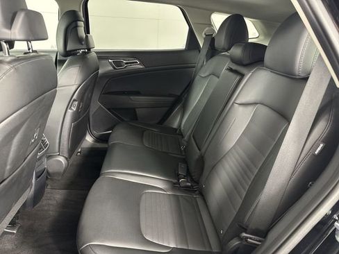 Certified 2025 Kia Sportage SX AWD/4WD image 23