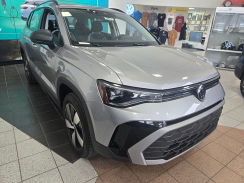 New 2026 Volkswagen Taos S image 7