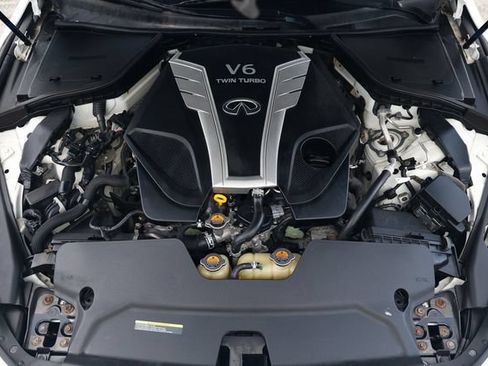Used 2018 INFINITI Q60 3.0t Sport w/ Sensory Package 3.0T Sport AWD/4WD image 20