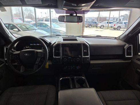 Used 2016 Ford F150 XLT w/ Equipment Group 302A Luxury image 21