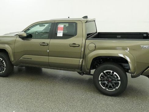 New 2026 Toyota Tacoma TRD Sport RWD image 15
