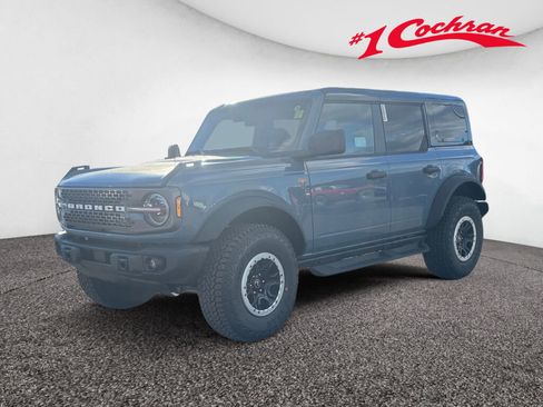 New 2025 Ford Bronco Badlands w/ Sasquatch Package image 3