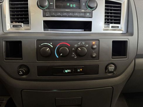 Used 2009 Dodge Ram 2500 Truck SLT w/ Popular Equipment Group RWD image 14