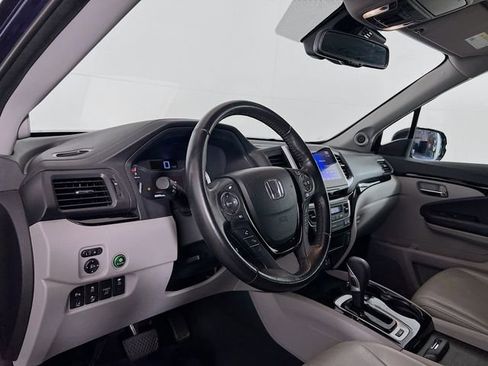 Used 2019 Honda Ridgeline RTL-E image 11