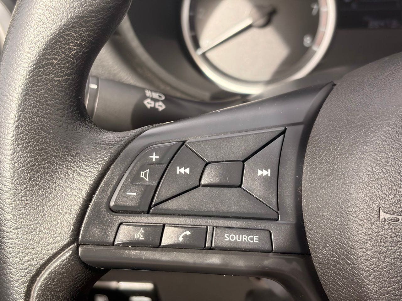 Certified 2025 Nissan Versa S FWD image 26