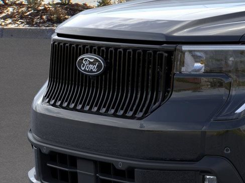 New 2025 Ford Maverick Lobo image 18