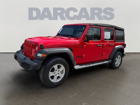 Used 2022 Jeep Wrangler Unlimited Sport image 3