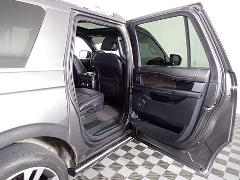 Used 2021 Ford Expedition Max Limited AWD/4WD image 36