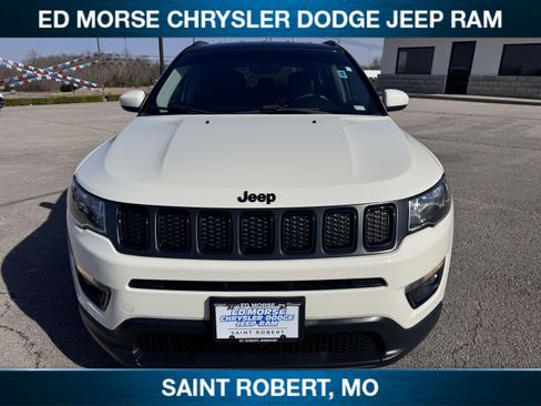 Used 2019 Jeep Compass Altitude image 2