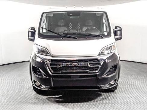 Used 2025 RAM ProMaster 2500 w/ U-Haul Equipment Group FWD image 12