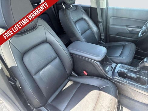 Used 2021 Chevrolet Colorado Z71 AWD/4WD image 22