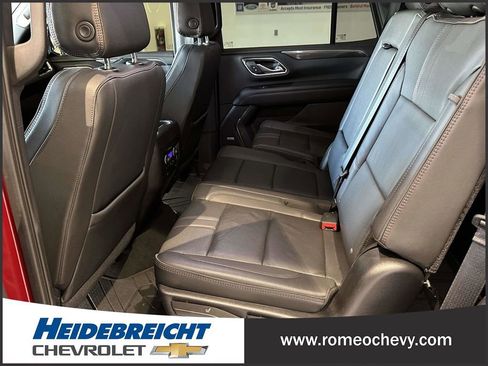 Used 2021 Chevrolet Tahoe RST w/ Luxury Package image 16