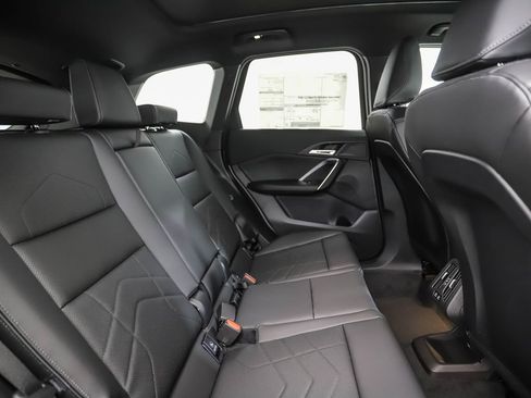 Used 2025 BMW X1 xDrive28i w/ Convenience Package image 27