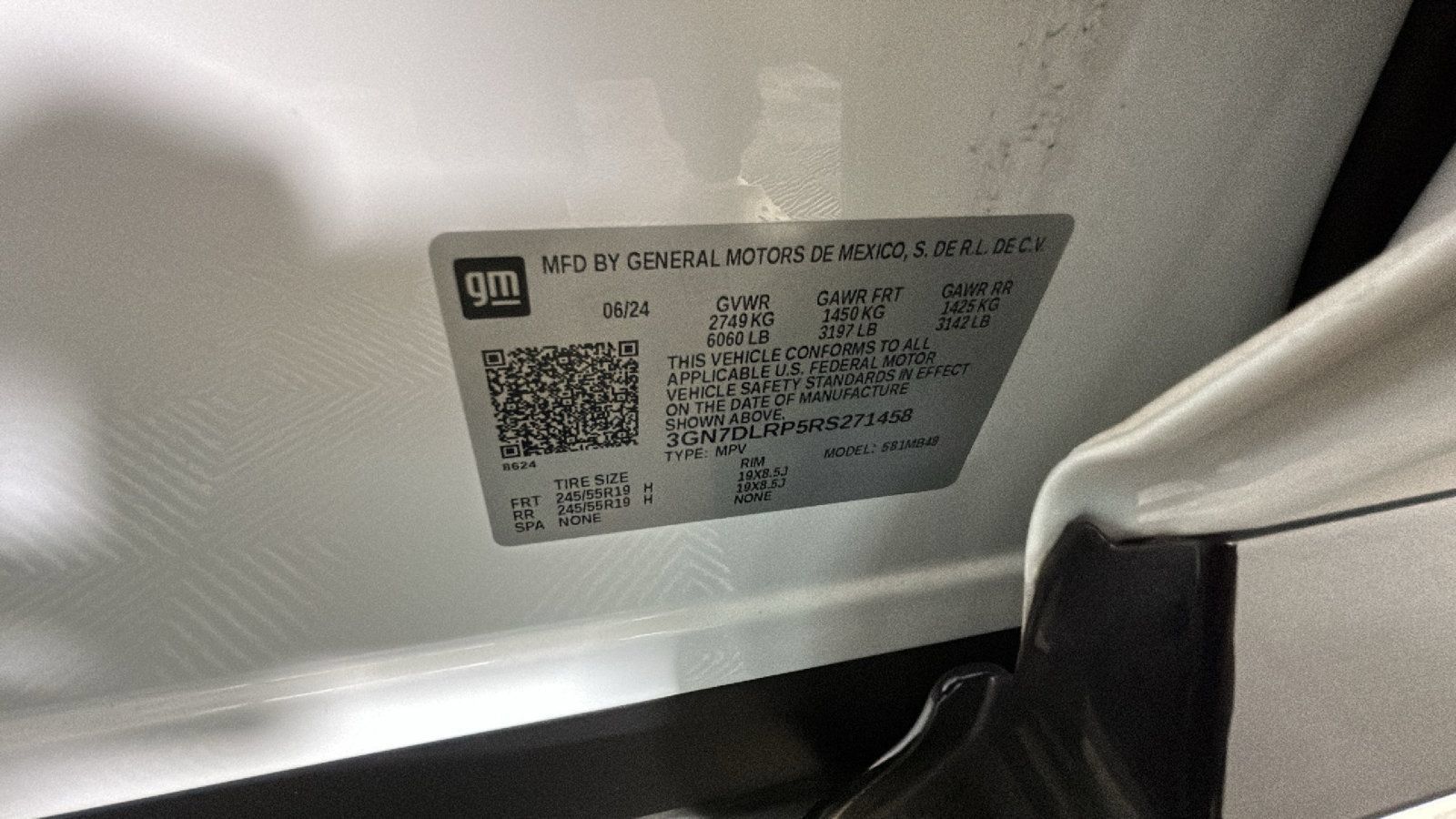 Used 2024 Chevrolet Equinox EV LT FWD image 11