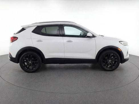 Used 2024 Buick Encore GX Sport Touring FWD image 11