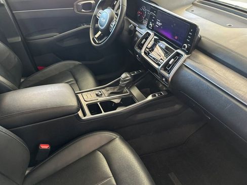 Used 2023 Kia Sorento S w/ Panoramic Sunroof Package image 20