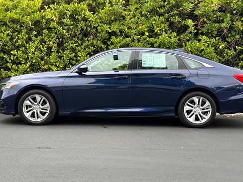 Used 2018 Honda Accord LX image 7