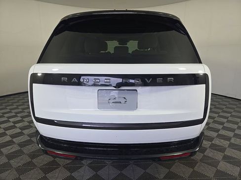 Used 2024 Land Rover Range Rover SE AWD/4WD image 6