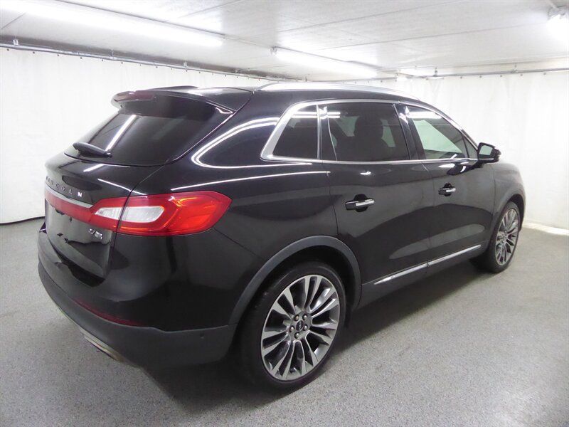 Used 2016 Lincoln MKX Reserve w/ Luxury Package AWD/4WD image 7