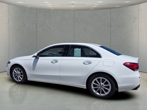 Used 2021 Mercedes-Benz A 220 image 5