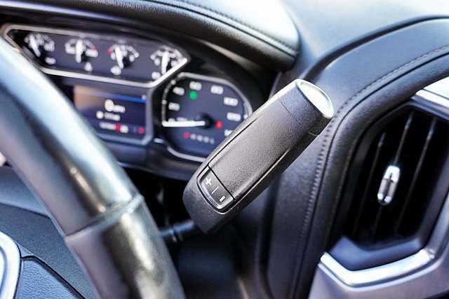 Used 2021 GMC Sierra 1500 SLT AWD/4WD image 46