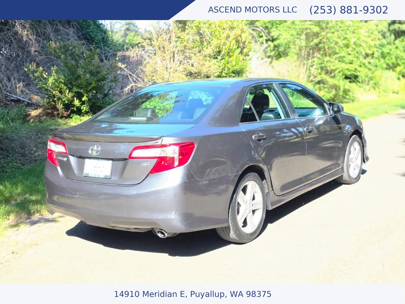 Used 2014 Toyota Camry SE FWD image 5