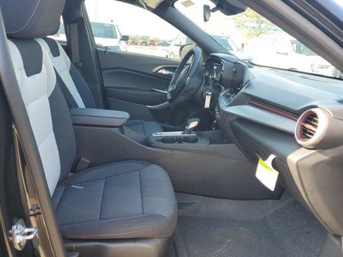 New 2026 Chevrolet Trax RS w/ Driver Confidence Package image 10