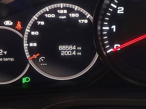 Used 2019 Porsche Cayenne image 19