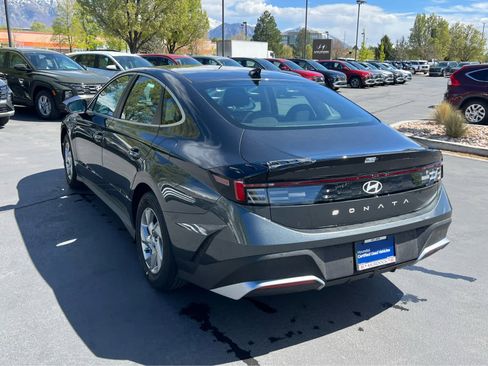 Certified 2026 Hyundai Sonata SE FWD image 10