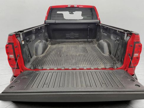 Used 2017 Chevrolet Silverado 1500 Custom w/ Custom Convenience Package AWD/4WD image 15