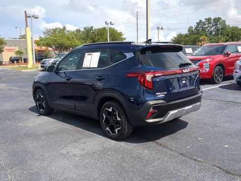 Used 2024 Kia Seltos EX FWD image 8
