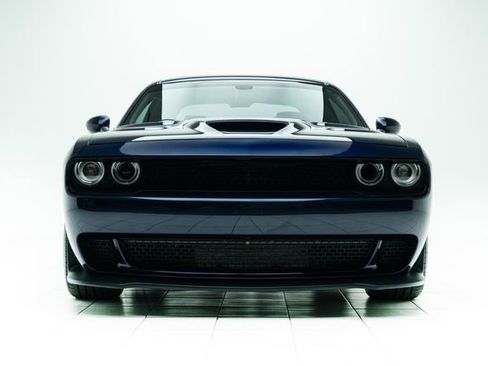 Used 2015 Dodge Challenger SRT Hellcat image 6
