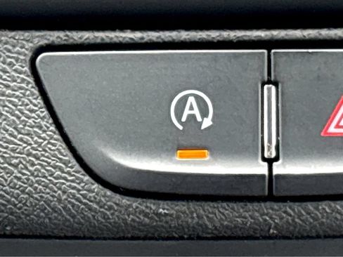 Used 2024 Chevrolet Equinox LS w/ LS Convenience Package FWD image 27
