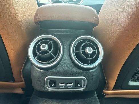 Used 2022 Alfa Romeo Giulia Ti AWD/4WD image 53