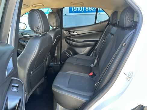 Used 2021 Buick Encore GX Select image 44