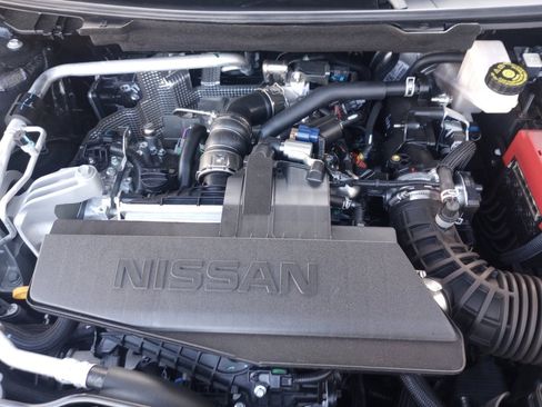Used 2026 Nissan Rogue S FWD image 16