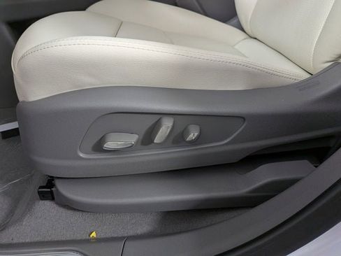 New 2025 Cadillac XT5 Premium Luxury w/ LPO, Floor Liner Package image 18